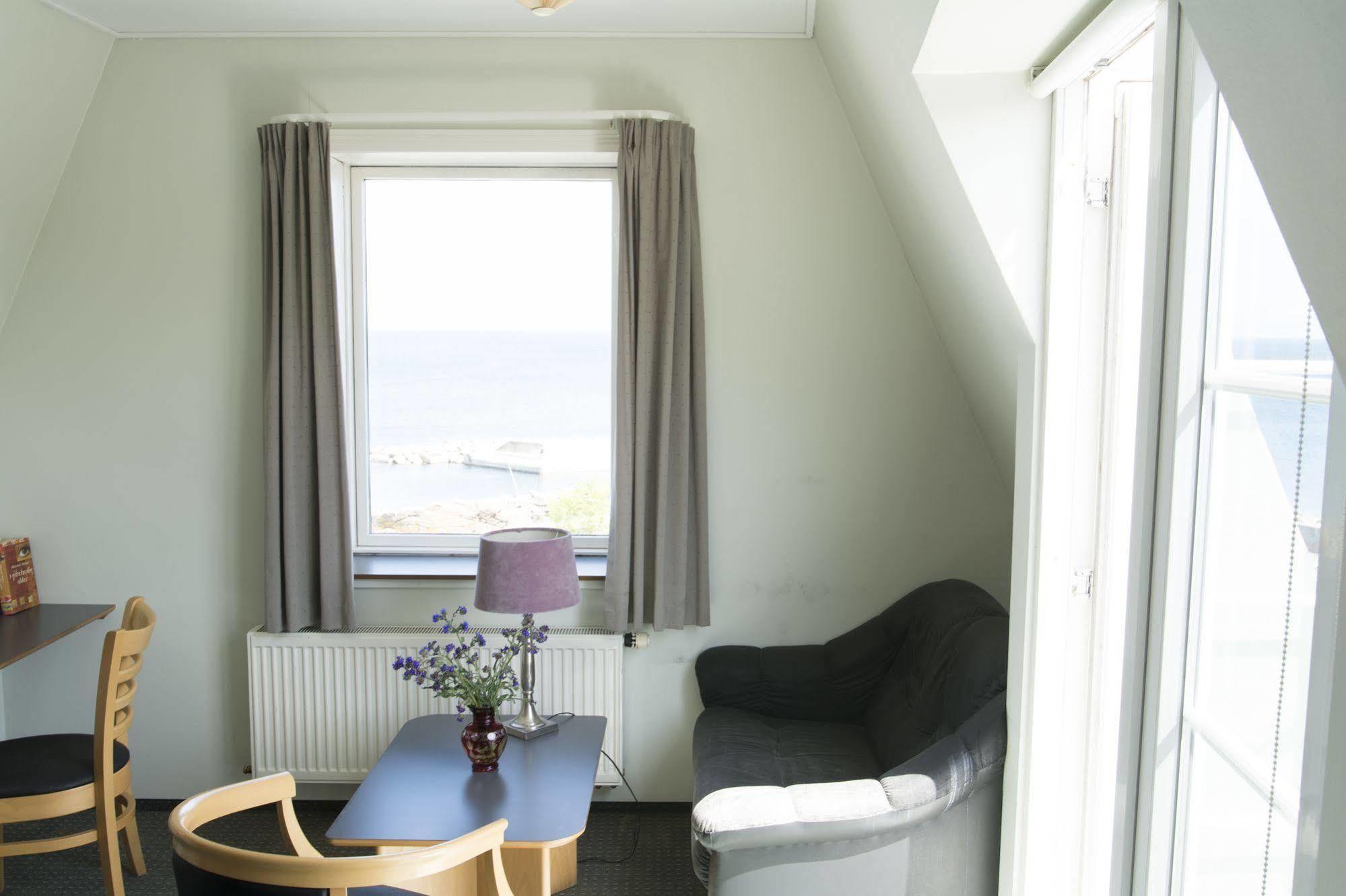 Strandhotellet Allinge-Sandvig Eksteriør bilde
